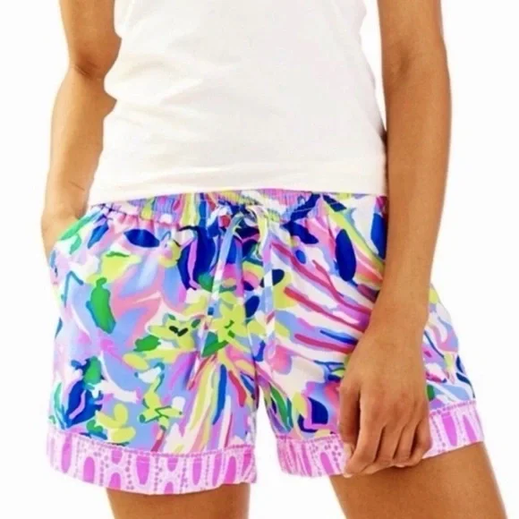 Lilly Pulitzer Womens sz med Rayonne colorful lightweight shorts with drawstring - Picture 1 of 12